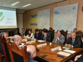 Governador Reinaldo Azambuja se reuniu nesta segunda-feira com o ministro dos Transportes, Mauricio Quintella - Divulgação