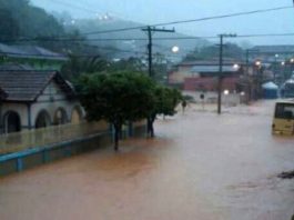 Tromba d'água atingiu a cidade de Urucânia, na Zona da Mata, na madrugada desta segunda (4) - Foto: Divulgação/ Prefeitura