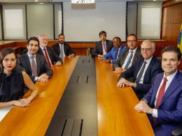 Copom mantém Selic em 15% diante de inflação elevada e instabilidade econômica