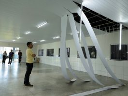 Prefeitura inicia reparos no Centro Social do Panambi após chuva danificar o forro