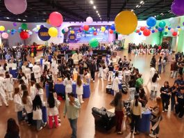 “Podemos transformar o olhar de alguém sobre o futuro”, diz acadêmica sobre Feira das Profissões