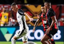 Corinthians empata com o Vitória, amplia jejum e entra na zona de rebaixamento