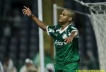 Palmeiras segura joia de 16 anos enquanto gigantes europeus disputam contratação