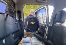 Três são presos em Dourados pela PRF com 144 celulares sem documentação