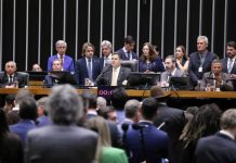 Nova lei pode reduzir penas de condenados pelos atos de 8 de janeiro